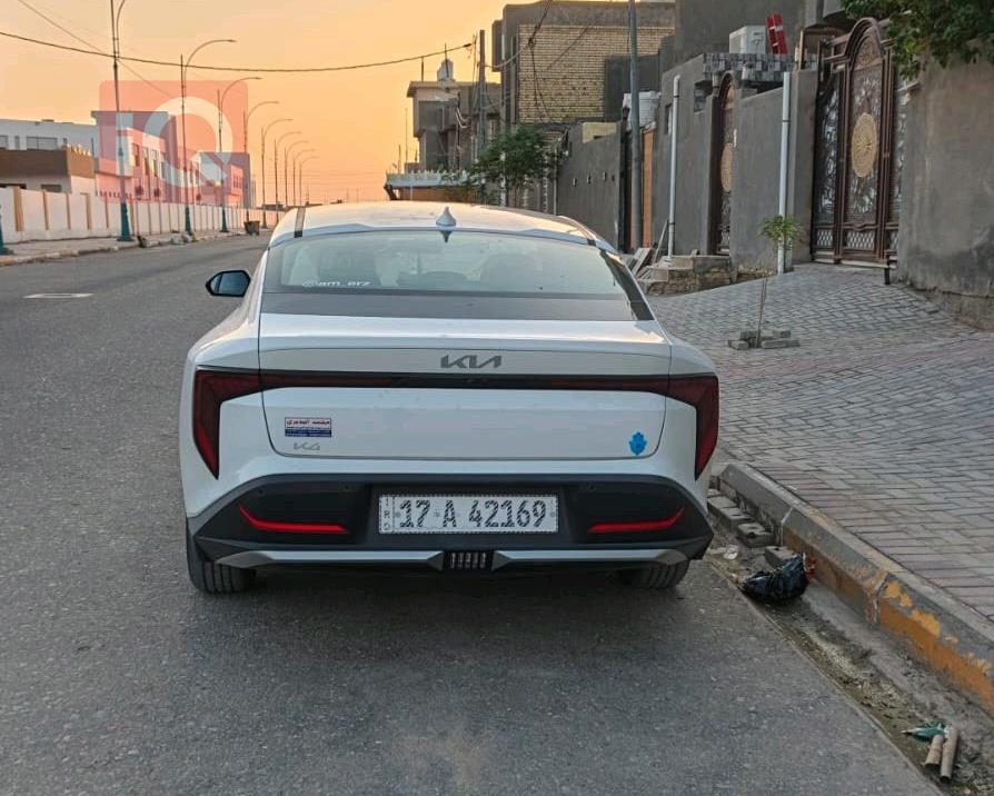 كيا K4